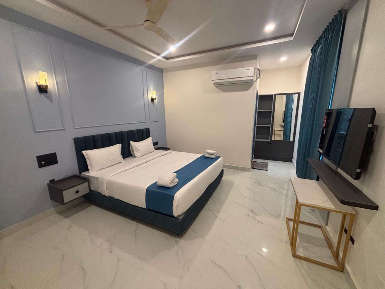 Daiwik Deluxe Room at Hotel Daiwik, Tirupati